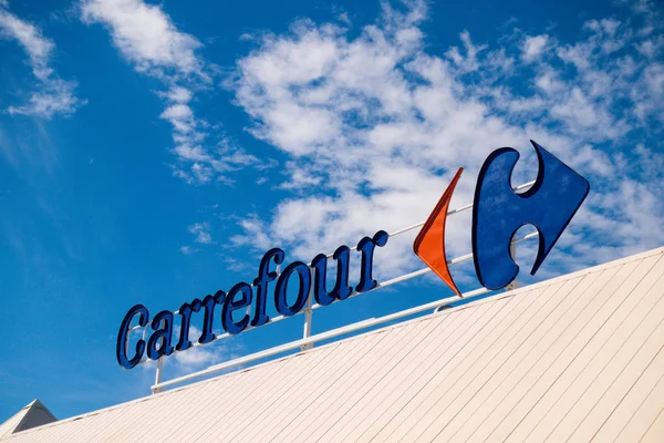 Carrefour-CLT-3.webp