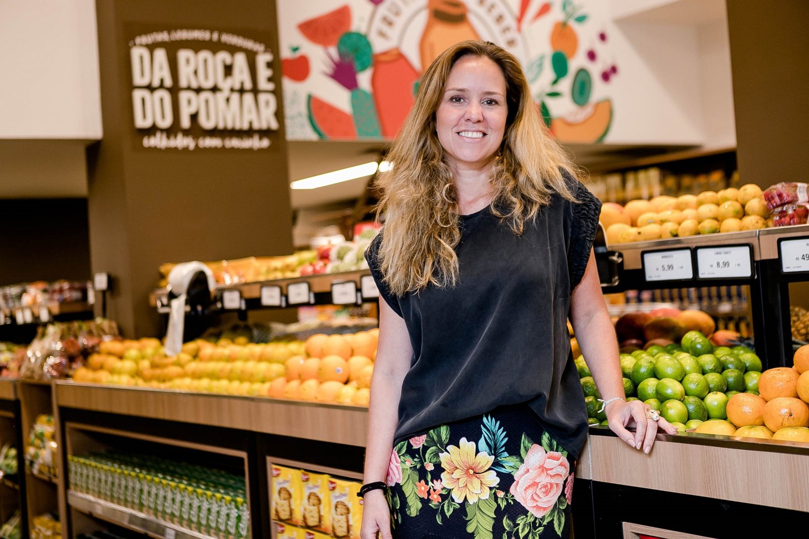 Fabiana-Castro.-Diretora-de-Marketing-Hortifruti.-Materia-Marketing-Cia-Janeiro-2019-Leblon-scaled.jpg