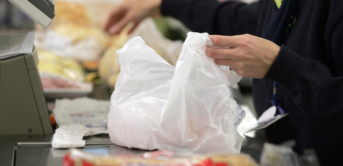 Sancionada a lei que proíbe a utilização de sacolas plásticas não-biodegradáveis