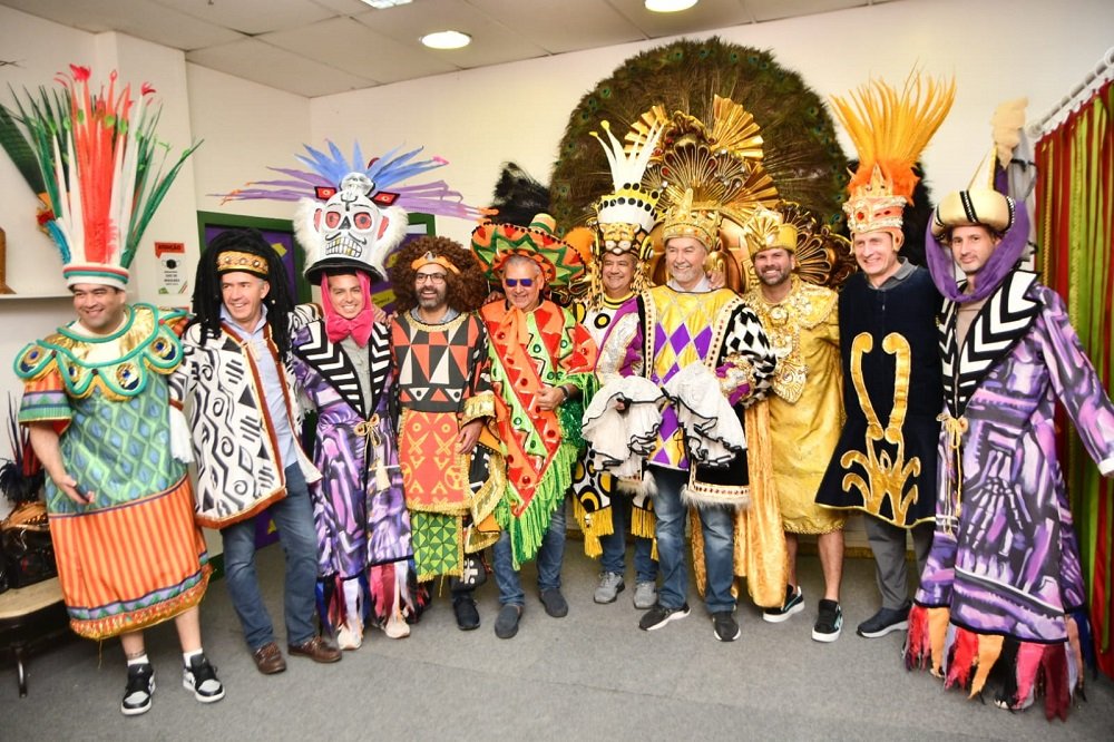 SRE Trade Show oferece aos maiores supermercadistas das Américas uma experiência carnavalesca