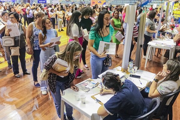 ASSERJ e Prefeitura do Rio convidam supermercados para Feira de Emprego