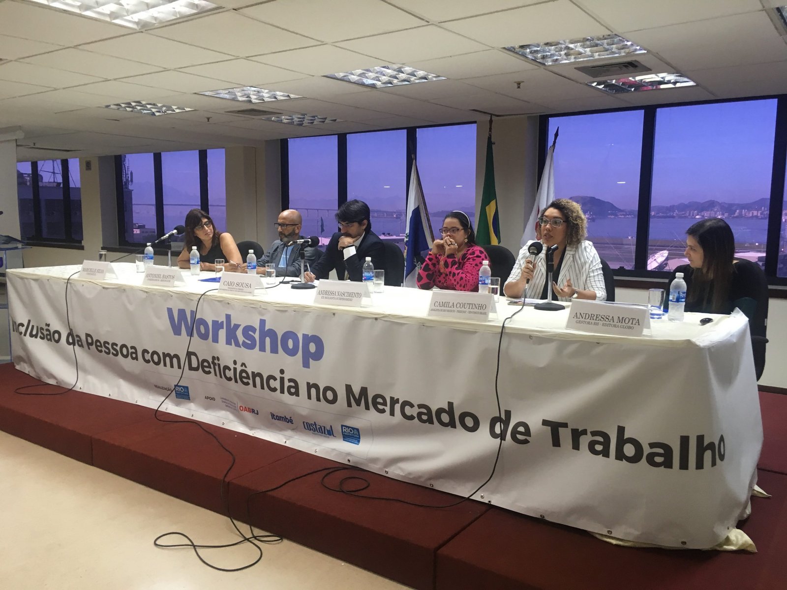 Prezunic participa de debate sobre inclusão de pessoas com deficiência no mercado de trabalho