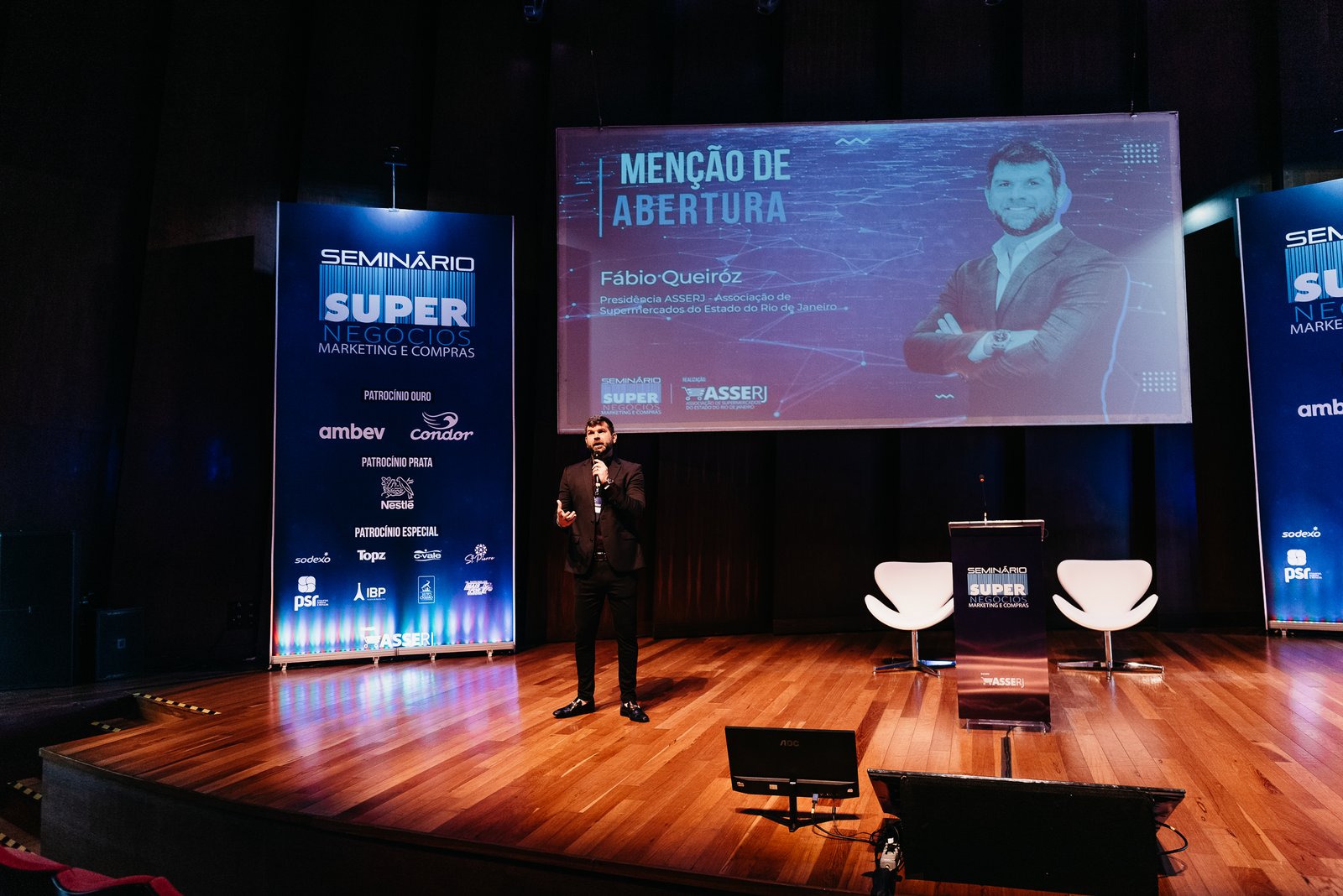 Seminário destaca o foco no consumidor para o desenvolvimento do setor supermercadista e do varejo em geral