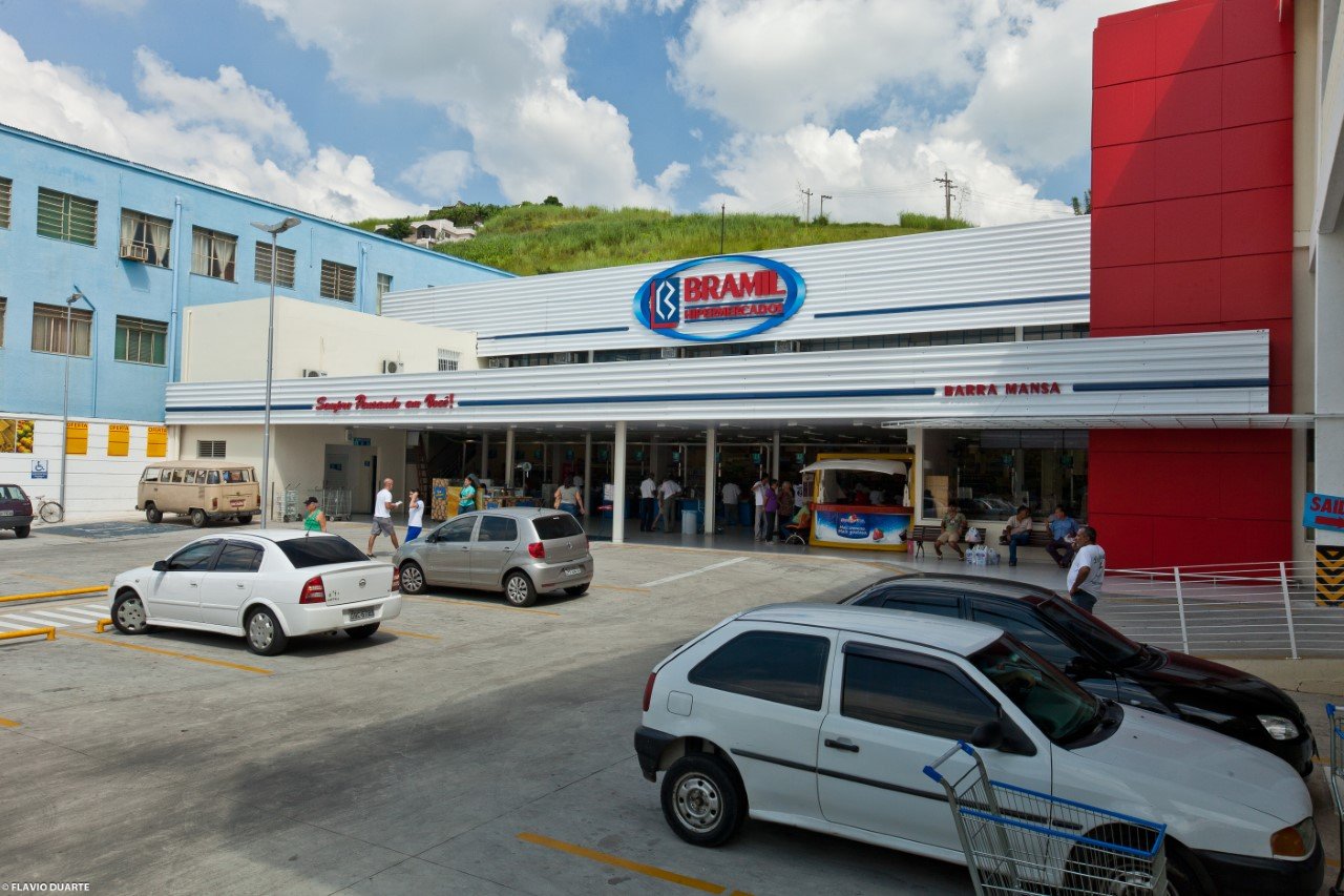 Produtos de higiene e água serão doados às vítimas da chuvas