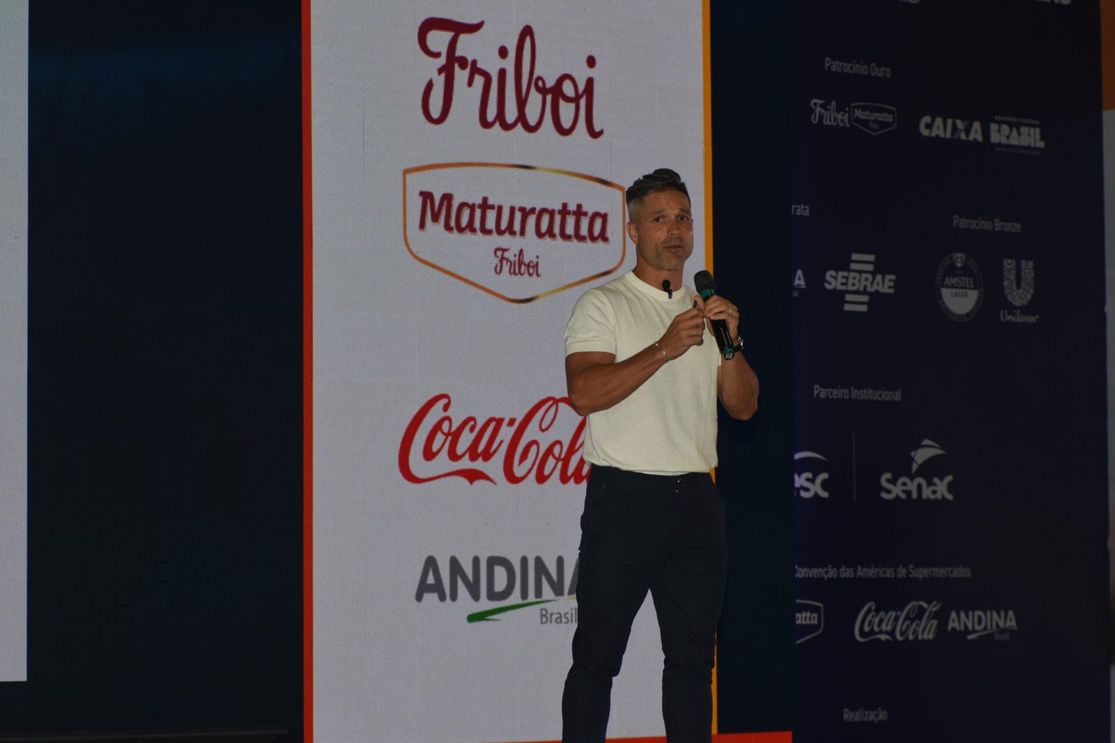 Ser humano: o item mais importante para o varejo. Veja o que rolou no 1ºdia da SRE