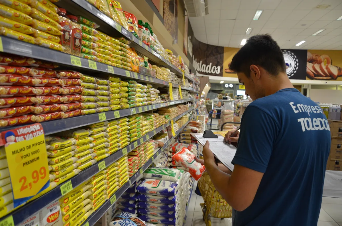 Supermercados do Rio de Janeiro fecham maio com saldo positivo na geração de empregos
