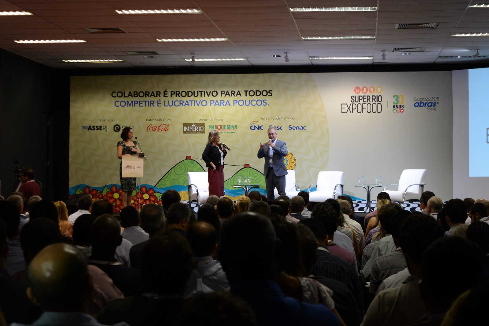 Colaborar é preciso, mas não é espontâneo