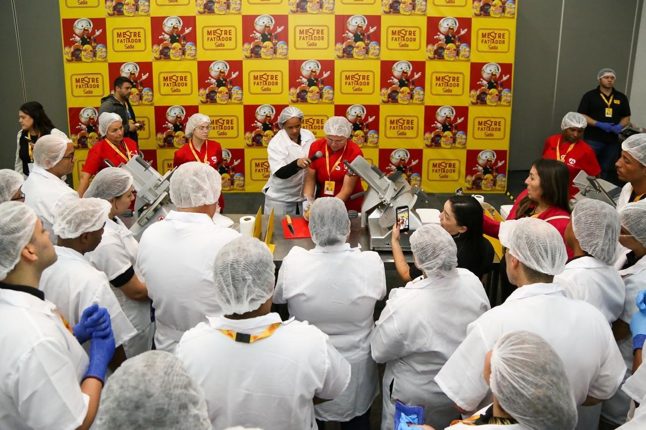 Escola ASSERJ capacita 2,8 mil profissionais e soma 7,2 mil horas-aula em 2025