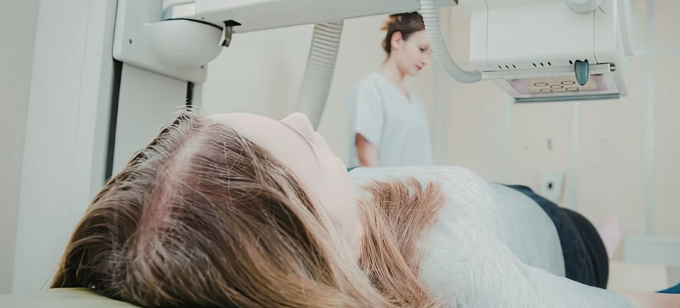 Mudança na CLT: empresas devem informar funcionários sobre direito a folga para exames