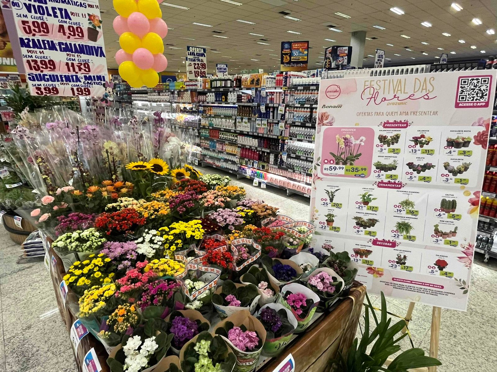 Prezunic realiza Festival das Flores na chegada da Primavera