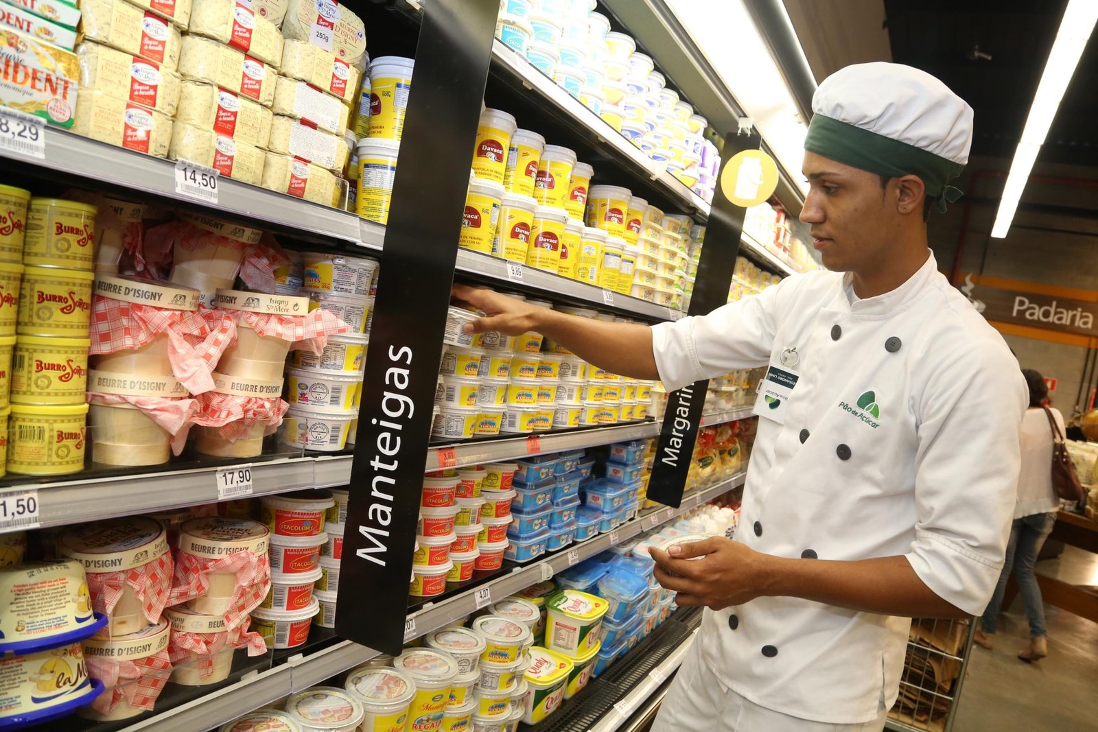 Prefeitura do Rio e ASSERJ divulgam vagas de emprego para supermercados