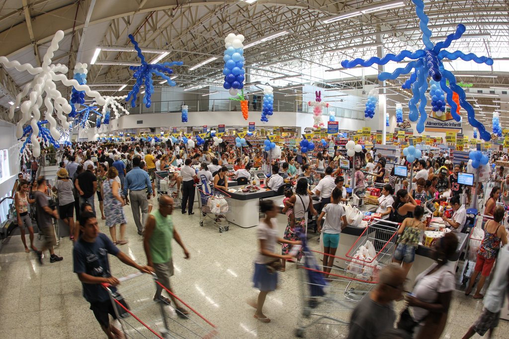Guanabara inaugura loja na Tijuca, com fila na porta e 20 mil clientes em um único dia