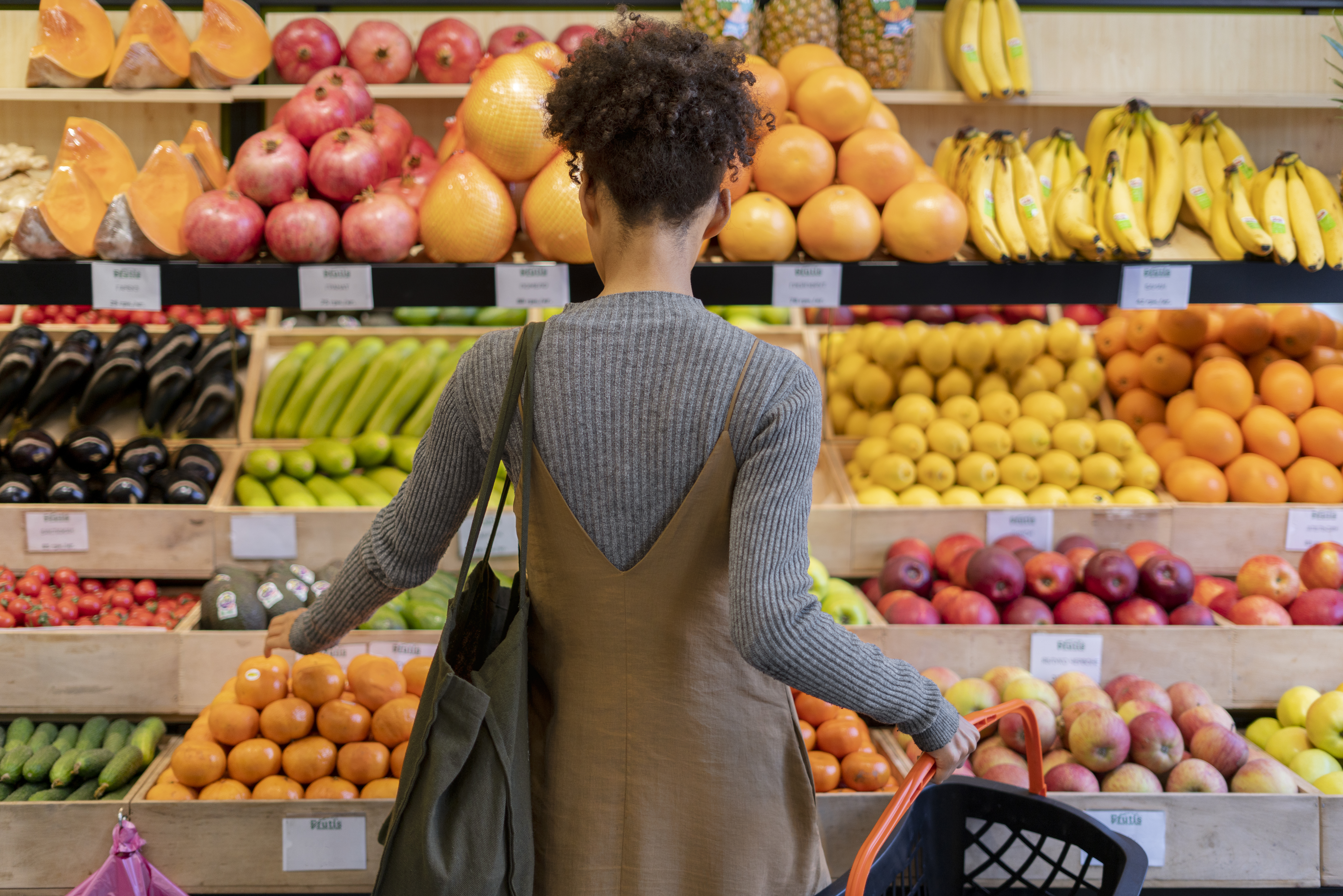 Batata, cebola e tomate lideram as altas nos produtos de Alimentação em Domicílio
