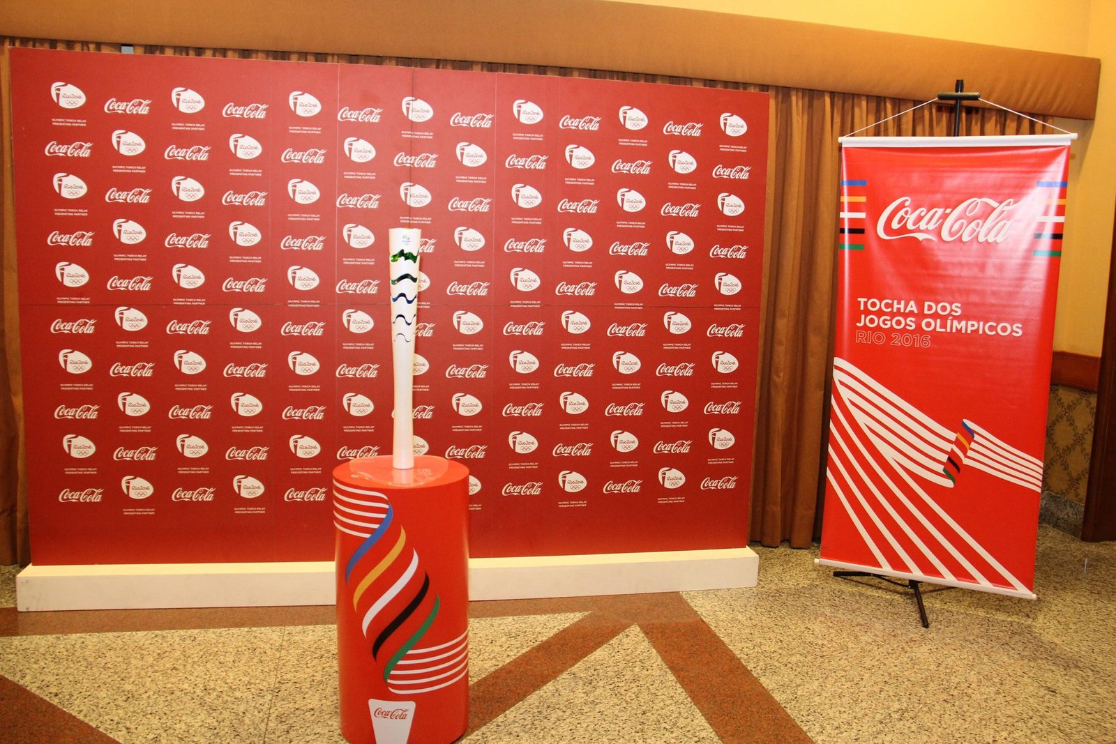 Coca-Cola presenteou a 28ª Super Rio Expofood com o símbolo do maior evento esportivo do mundo