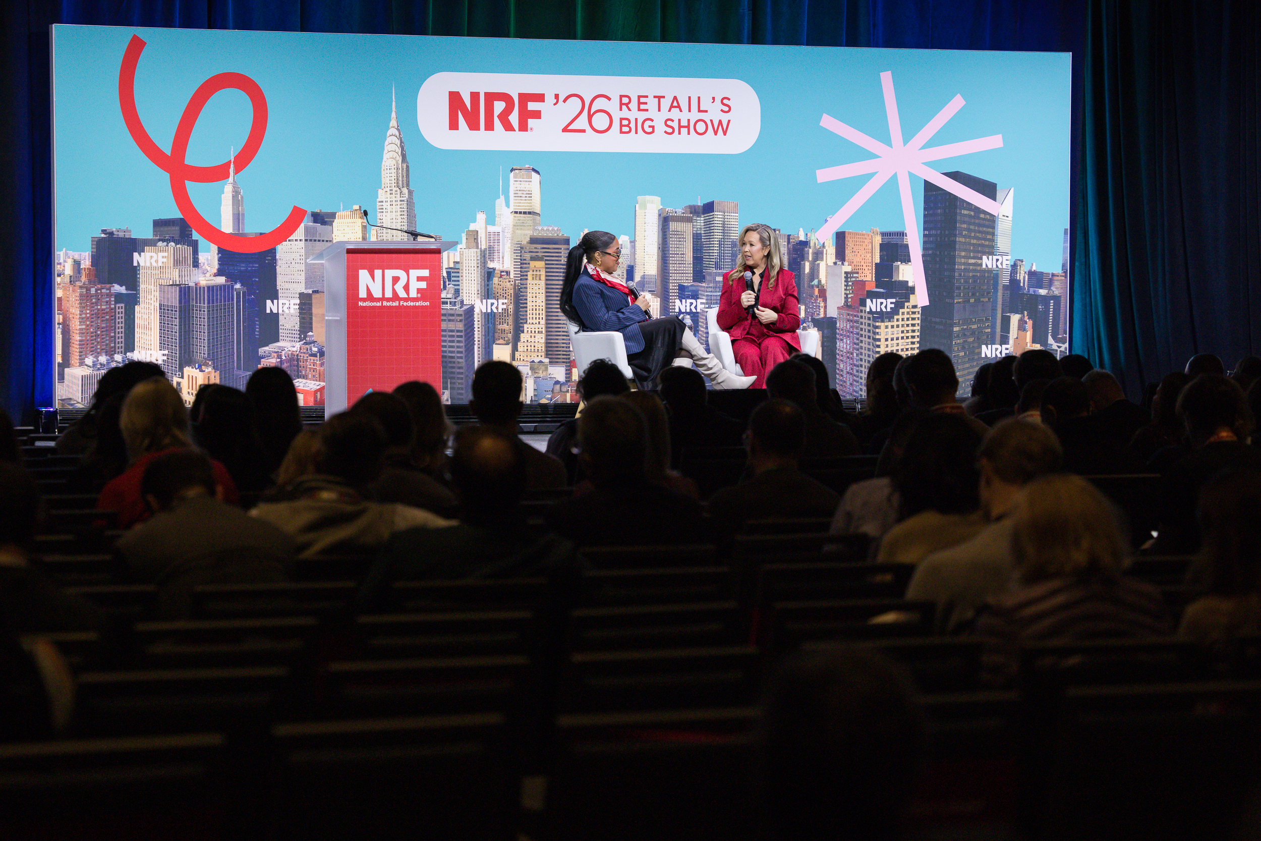 NRF 2º dia: a tecnologia deixa de ser protagonista e a liderança volta ao centro