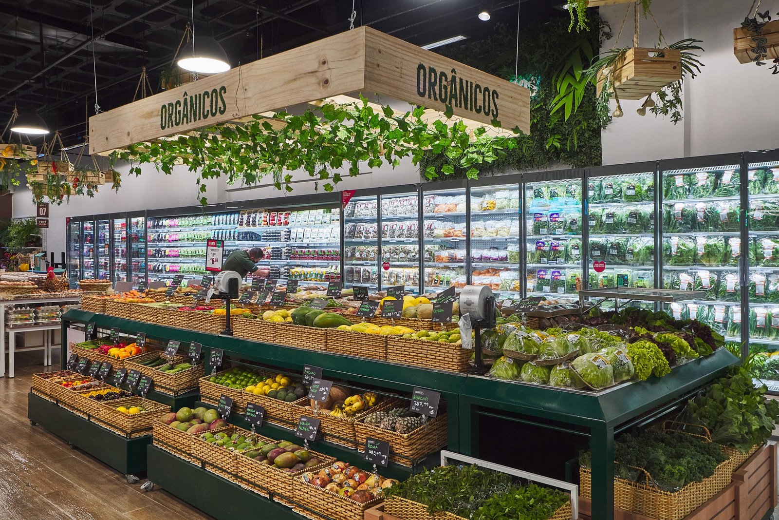 Rede Hortifruti Natural da Terra amplia marca própria