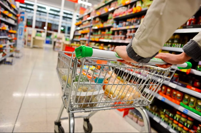 Preços em movimento: o que está mudando na cesta do varejo supermercadista