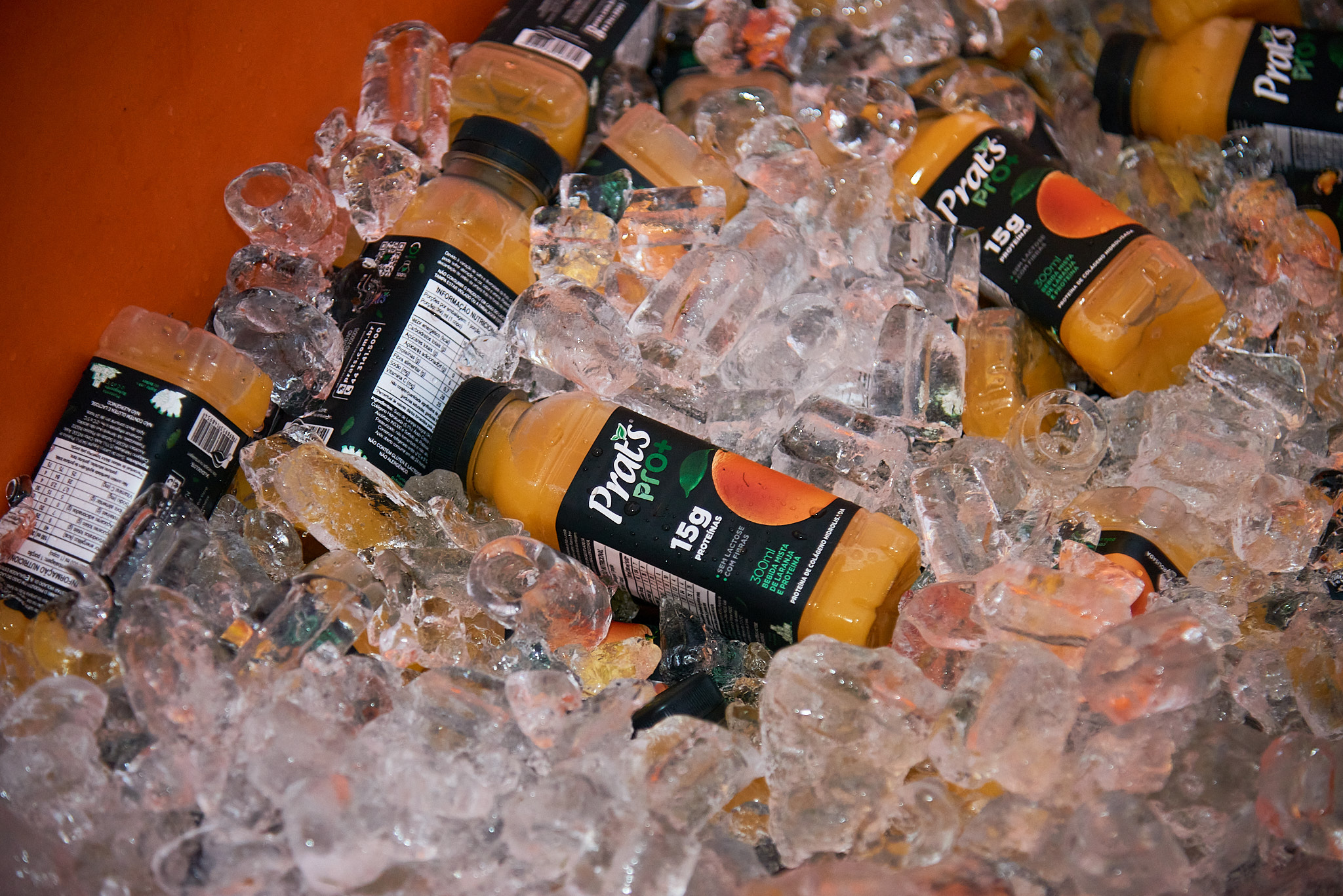 Prat's lança suco proteico com 15g de proteínas em parceria com a Gelprime