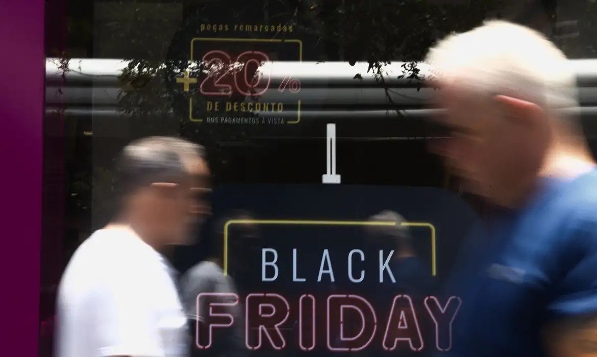 Inteligência Artificial pode ajudar supermercados na Black Friday