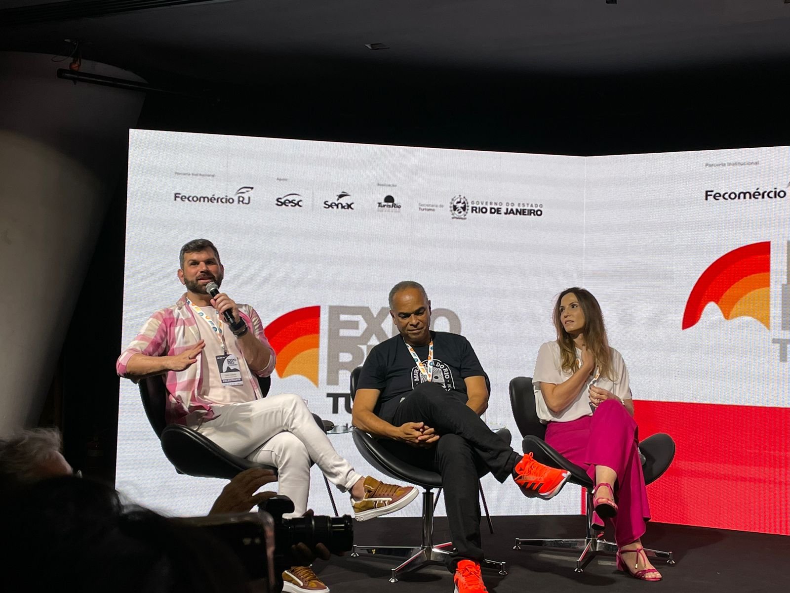 Presidente da Asserj e cofundador do RIW divulga novidades da edição 2024 em primeira mão no painel 'Grandes eventos' no ExpoRio Turismo