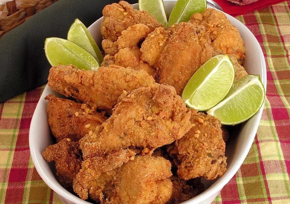 Brasil é o maior exportador de carne de frango no mundo, um dos alimentos mais consumidos no Rio de Janeiro