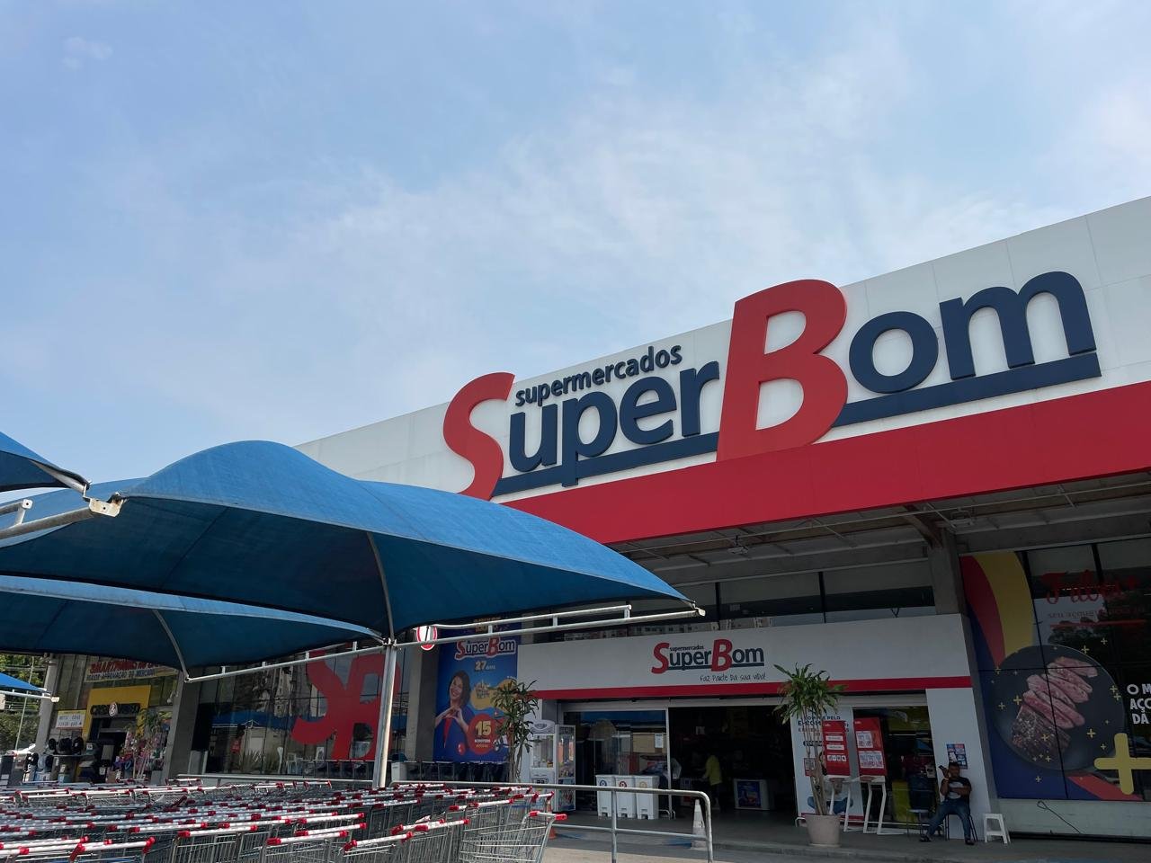 Super Bom comemora aniversário com sorteio de scooters elétricas e um ano de compras grátis