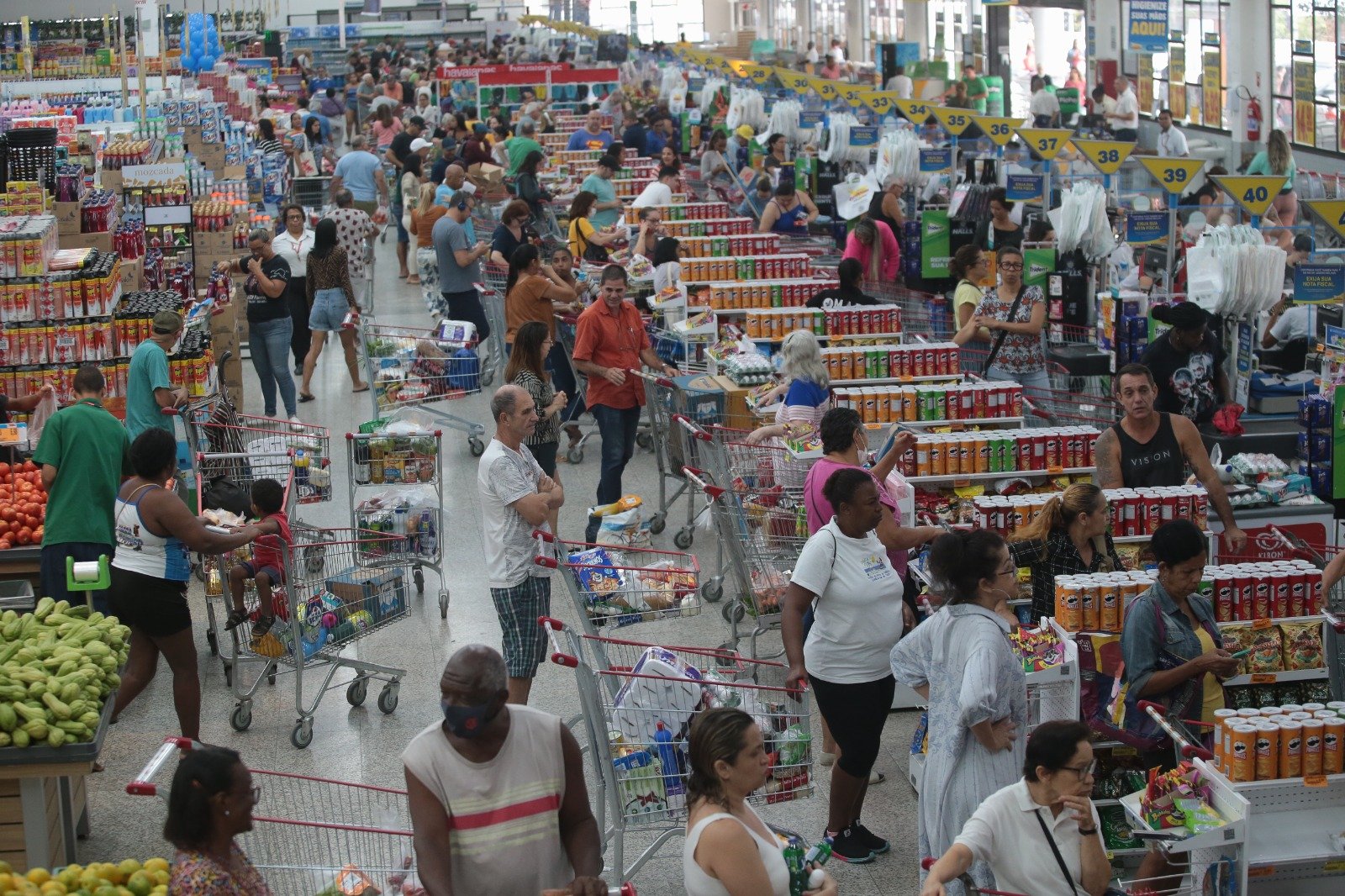 Aniversário Guanabara é amanhã!!! A ação superlativa terá duração de 50 dias. Vem saber!
