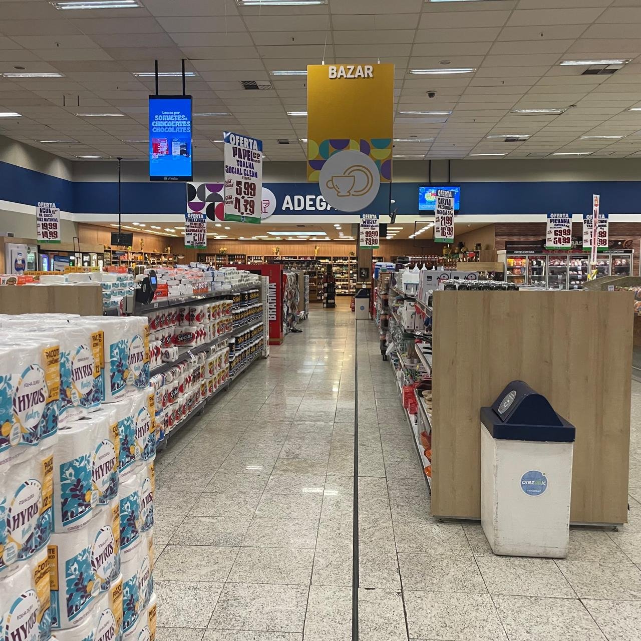 Veja o horário de funcionamento dos supermercados no feriadão