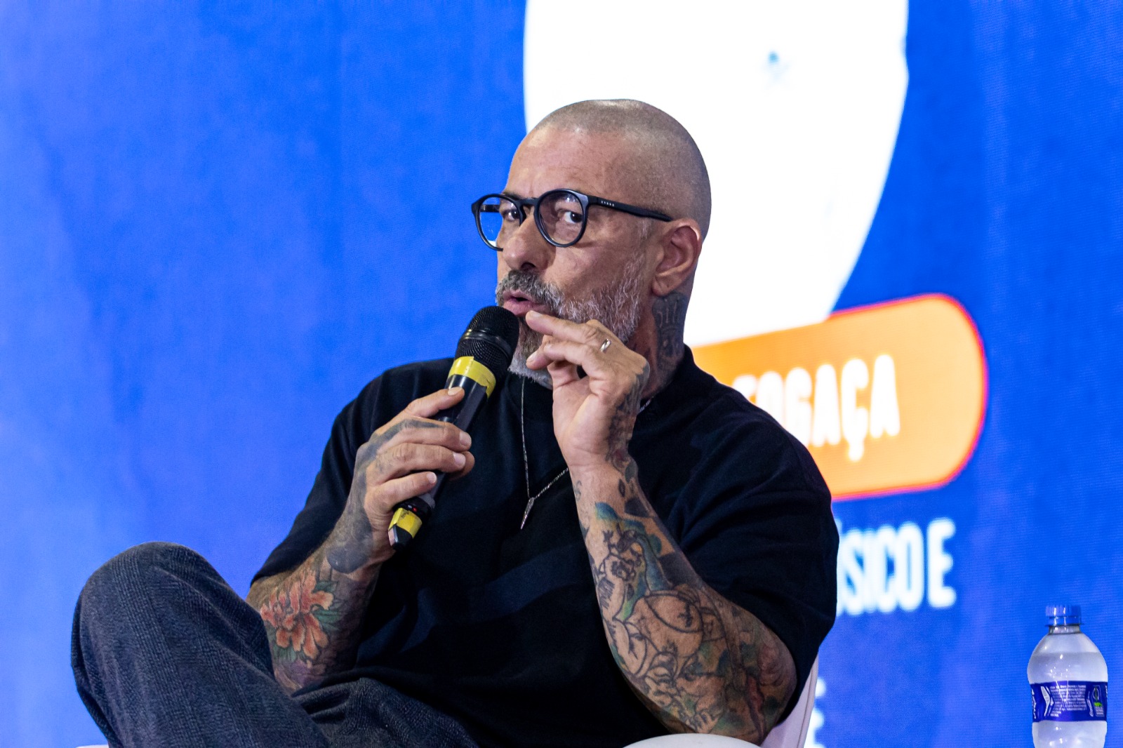 Chef Henrique Fogaça encerra Convenção das Américas na SRE com lições de gestão, disciplina e cultura de resultado