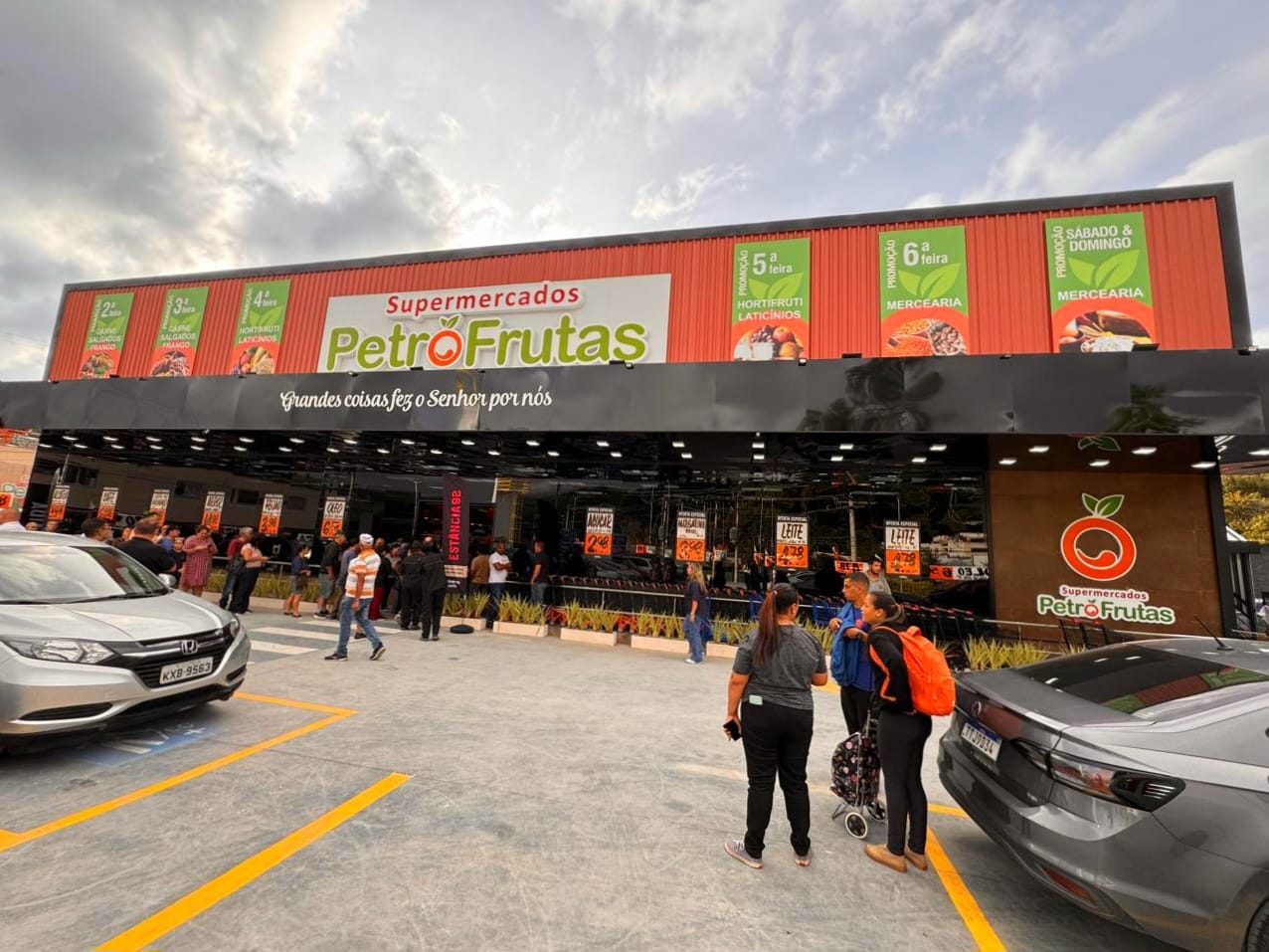 Petro Frutas expande operação na Cidade Imperial com nova loja em Nogueira