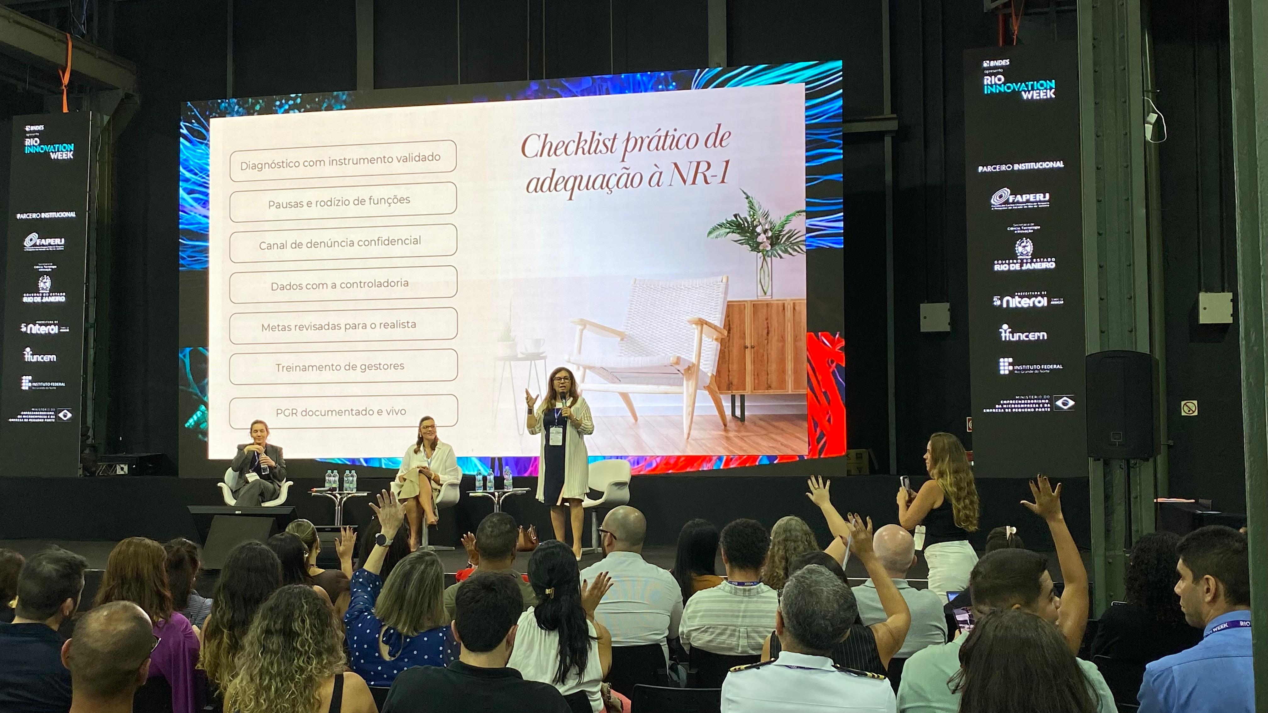 Cuidado com a saúde mental nas empresas: especialistas debatem NR-01 no Rio Innovation Week