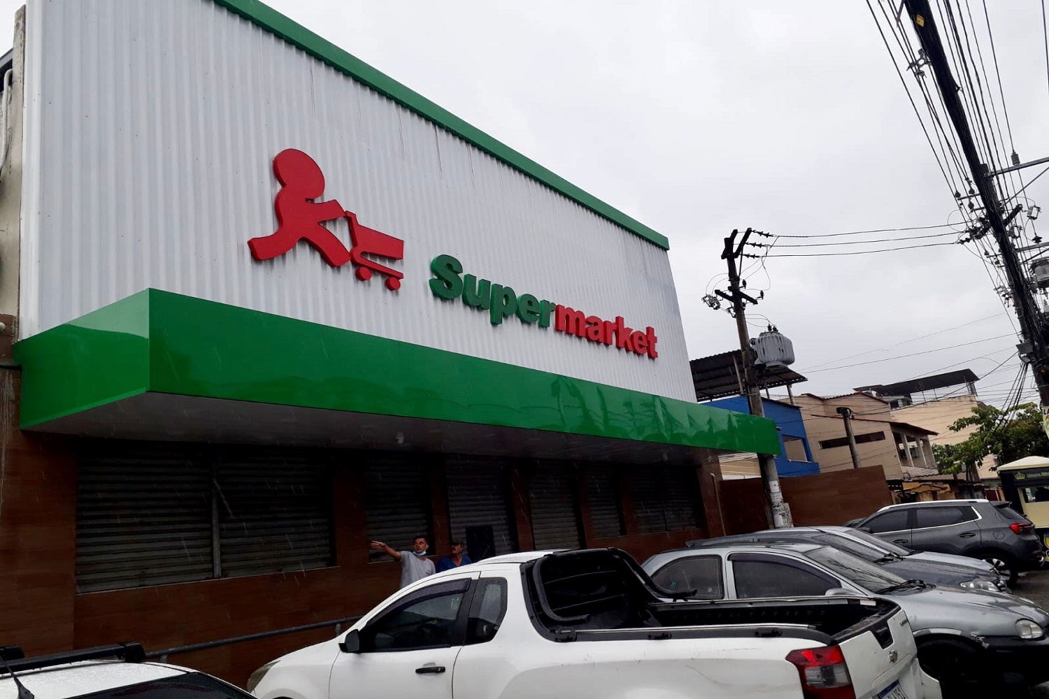 Rede Supermarket abre 23 vagas de emprego em Friburgo, RJ